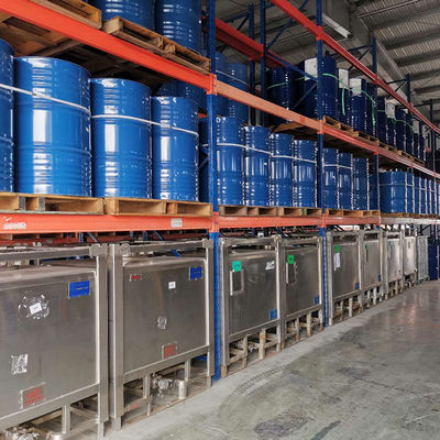 Хорошая цена. CAS 68411-27-8 Бензоевая кислота, C12-15-алкильные эстеры для косметики и средств личной гигиены онлайн